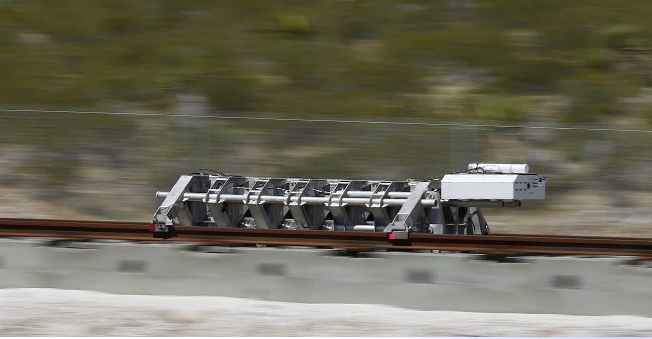 Hyperloop a Mosca: la città prevede di lanciare un progetto di tubo super-veloce da 1.200 km/h entro la fine del 2016