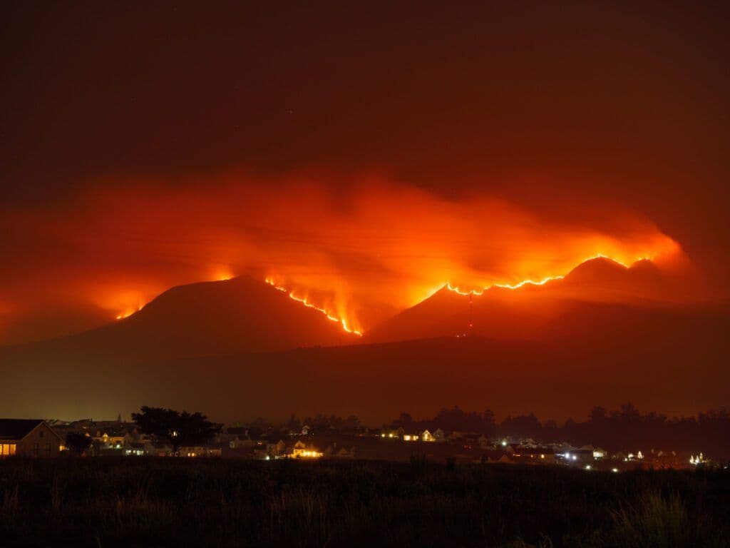 La Verità sugli Incendi e il Cambiamento Climatico